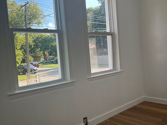 5th image of 8201 Knox Ave #A1
