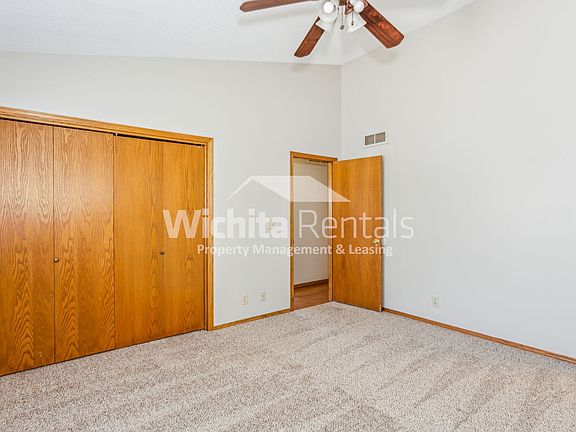 5th image of 6426 E 39th Ct N