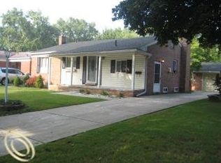 5745 Heritage Ct, Dearborn Heights, MI 48127