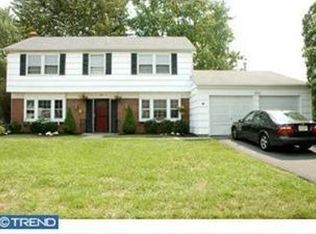 35 Toledo Ln, Willingboro, NJ 08046