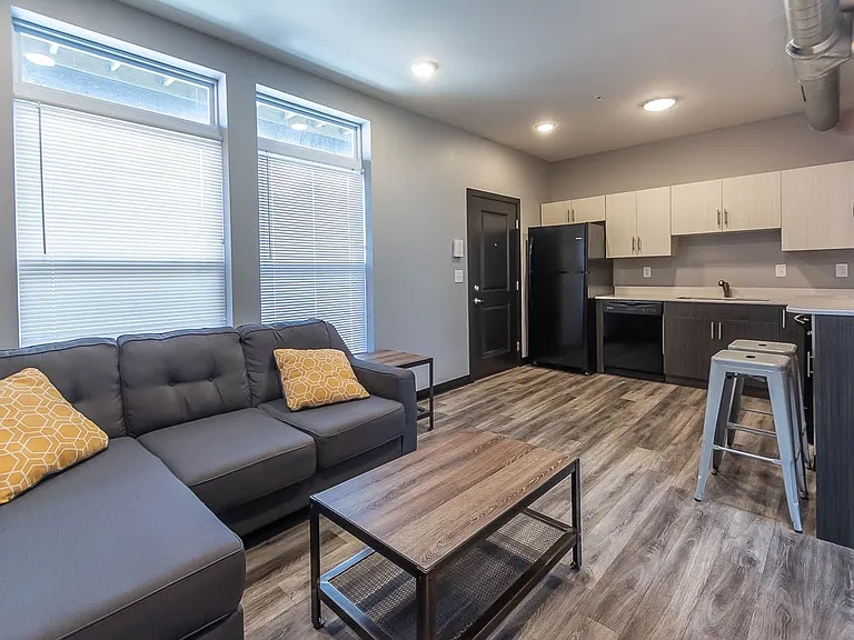 Tech Park Apartments — Photo 30