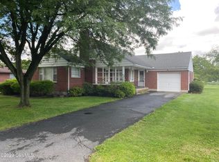 76 Walnut St, Mifflinburg, PA 17844