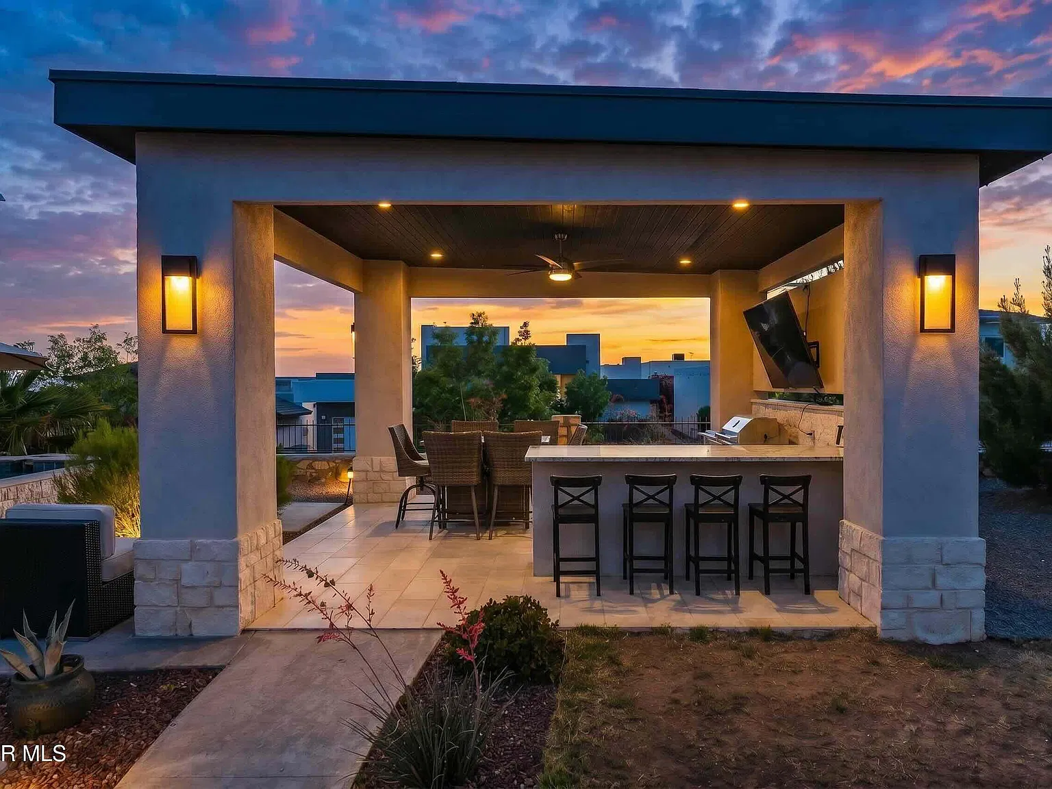 4 bed, 4.5 bath, 2921 sqft, $3,500 — Photo 4