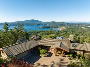 166 Downwind Dr, Eastsound, WA 98245