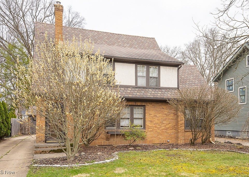 1st image of 207 Kenilworth Dr