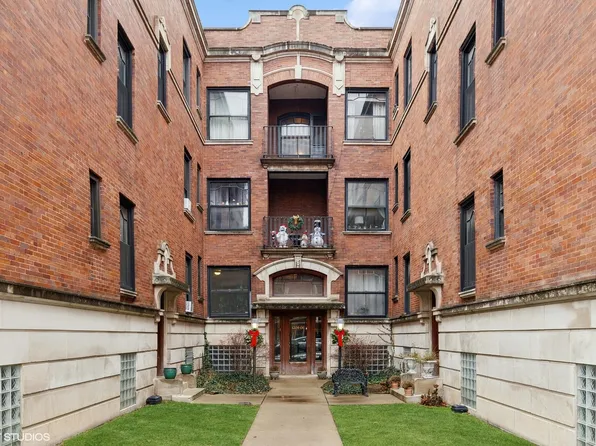 1208 W Waveland Ave #3, Chicago, IL 60613