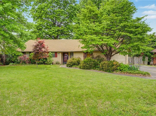 1434 Buena Vista Cir, Springdale, AR 72762