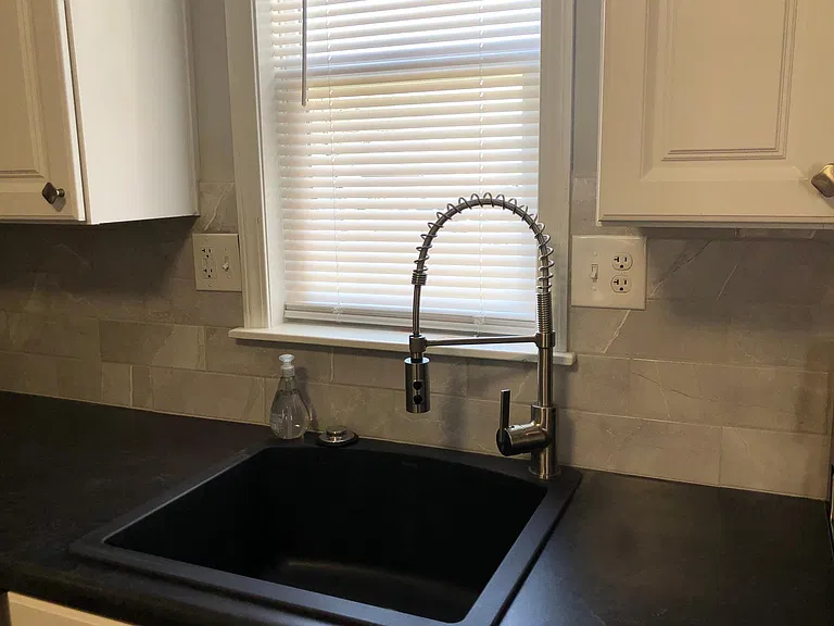 Goose-neck faucet