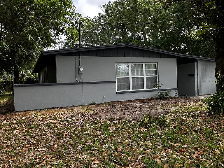 10757 S Hawaii Dr — Photo 2