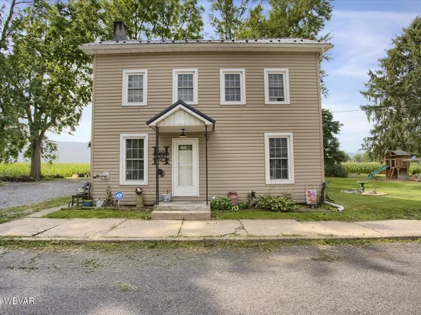 119 Arch St, Jersey Shore, PA 17740
