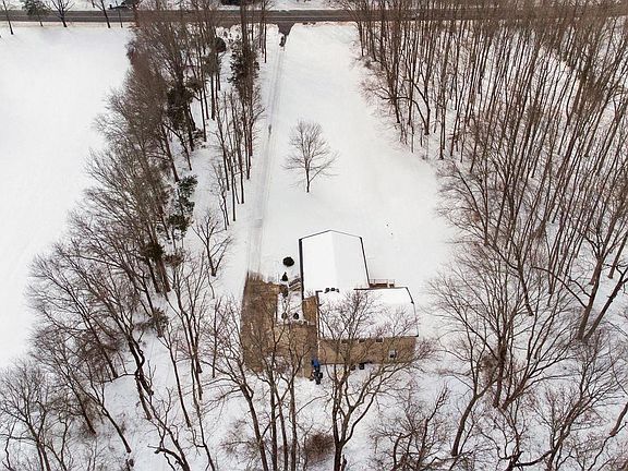 3rd image of 270 Mount Laurel Rd