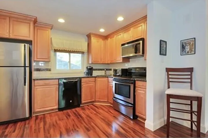23 Jacqueline Rd #B — Photo 1