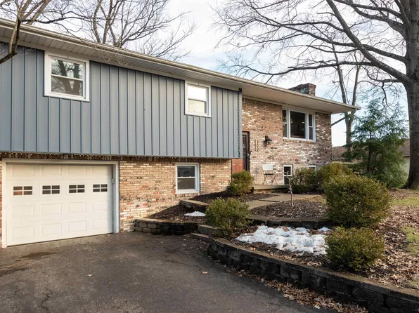 300 N Park Ridge Rd, Bloomington, IN 47408