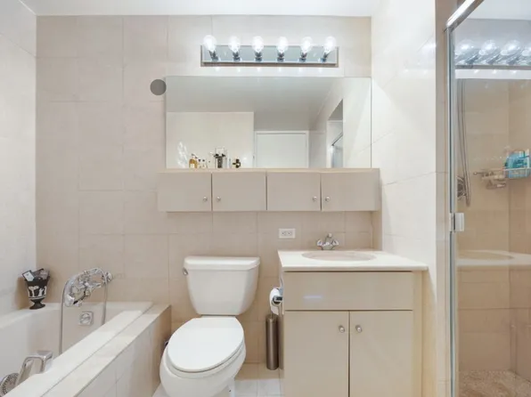 160 West 66th Street image 8 of 11