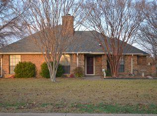 120 Larry Dr, Heath, TX 75032