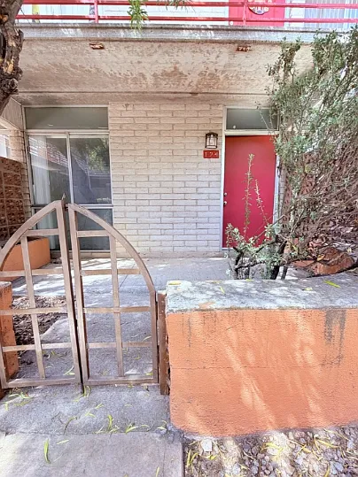BROADWAY APARTMENTS — Photo 40