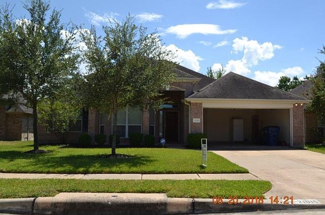 1st image of 21015 Narrow Gate Dr