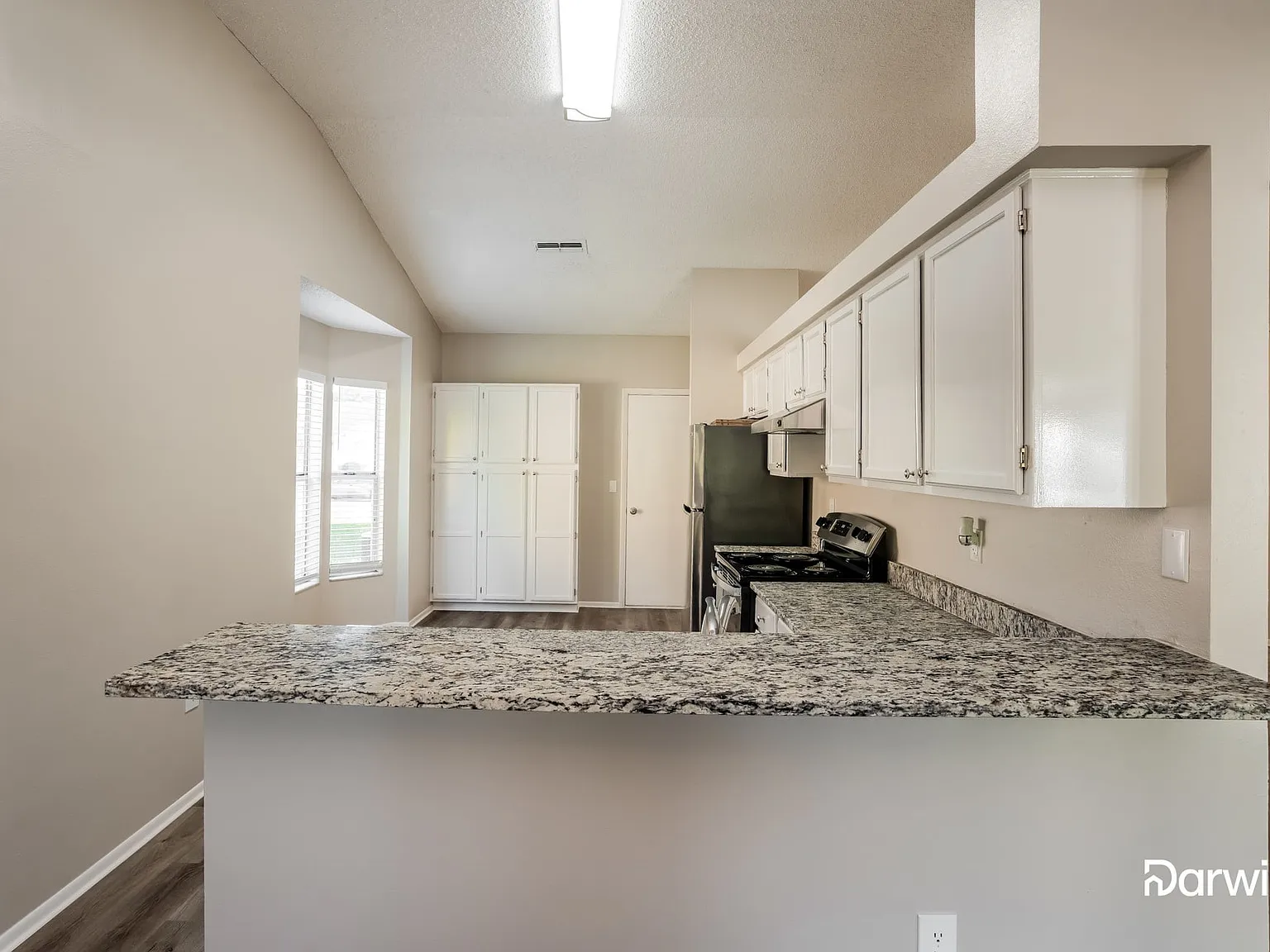 3 bed, 2.0 bath, 1534 sqft, $2,265 — Photo 3