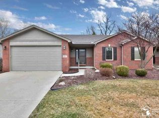 1847 Winding Meadows Dr, Monroe, MI 48162