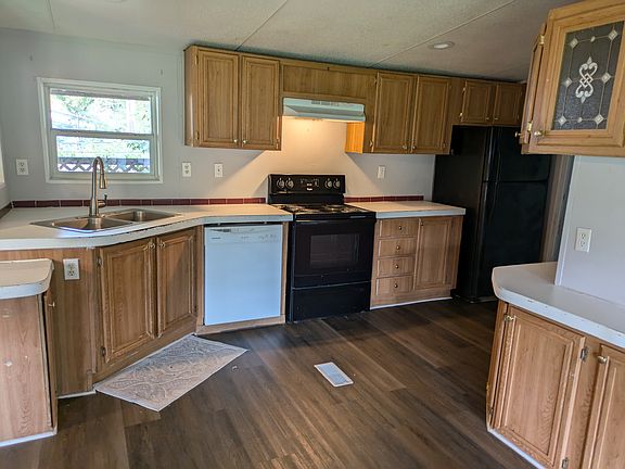 3rd image of 4818 Pecan Ln