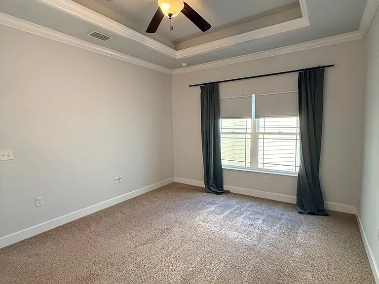 5156 NW 21st Dr — Photo 25