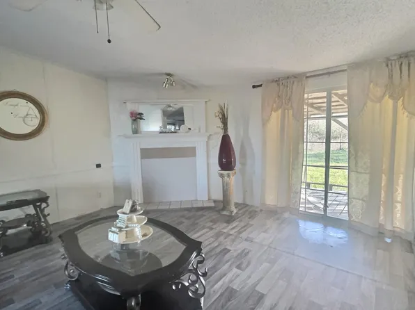 16494 Fm 1774, Plantersville, TX 77363