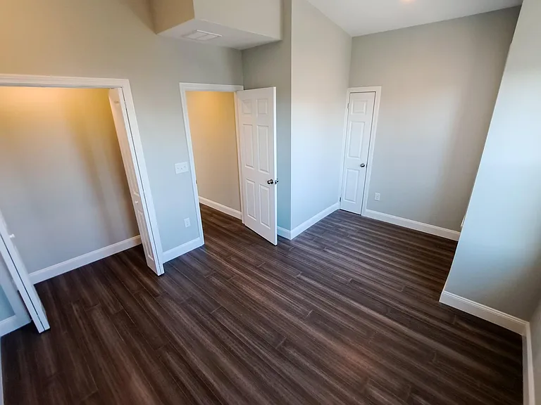 33 Grand St #2 — Photo 10