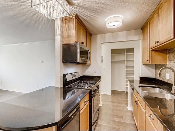2nd image of 3120 Hennepin Ave #307-A