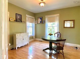 62 Howe St, Lockeport, NS B0T1L0