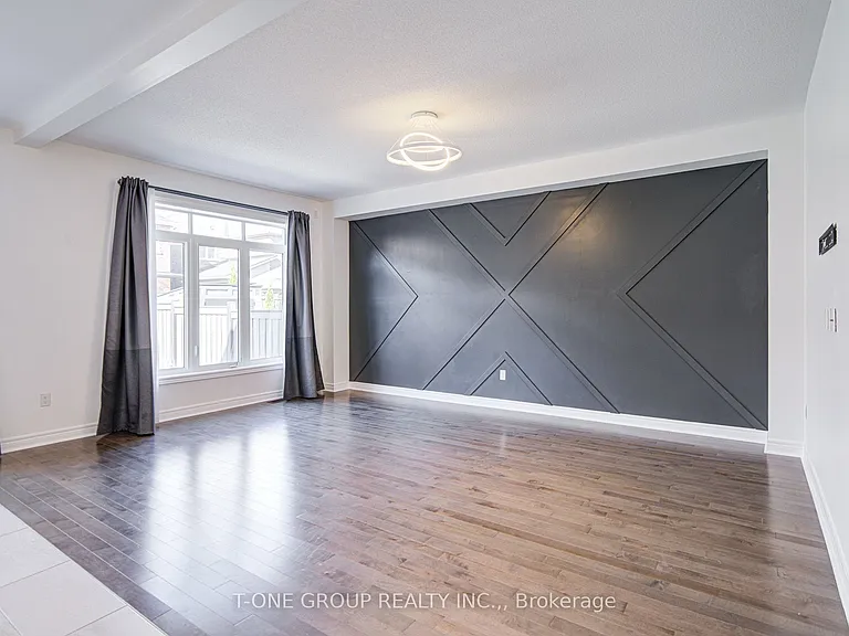 60 Lewis Ave — Photo 19