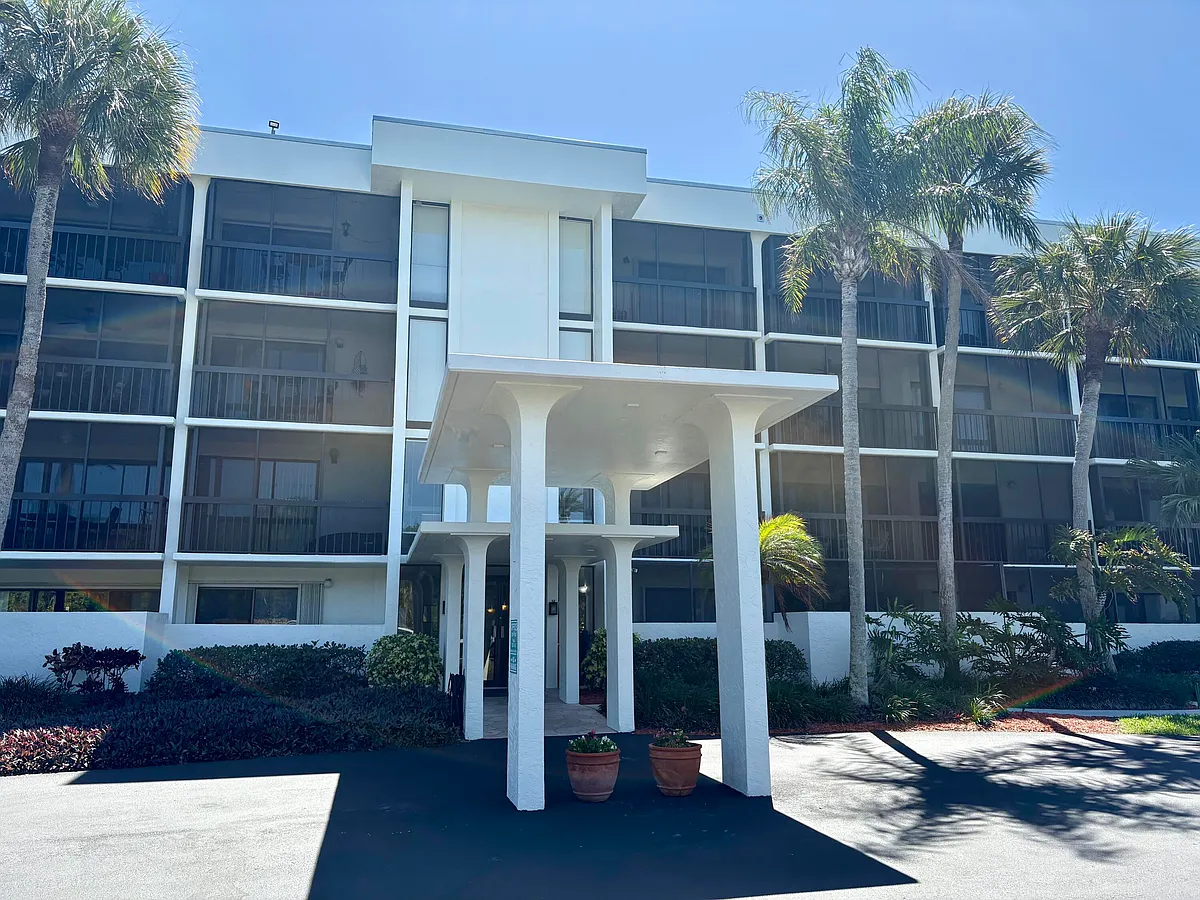 Building Photo - 3792 NE Ocean Blvd #211