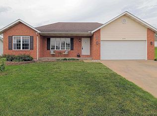 2774 Ridgeway Dr, Jackson, MO 63755