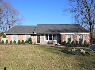 59 Griffin Dr, Mount Sinai, NY 11766