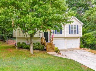 207 Magnolia Springs Dr, Canton, GA 30115