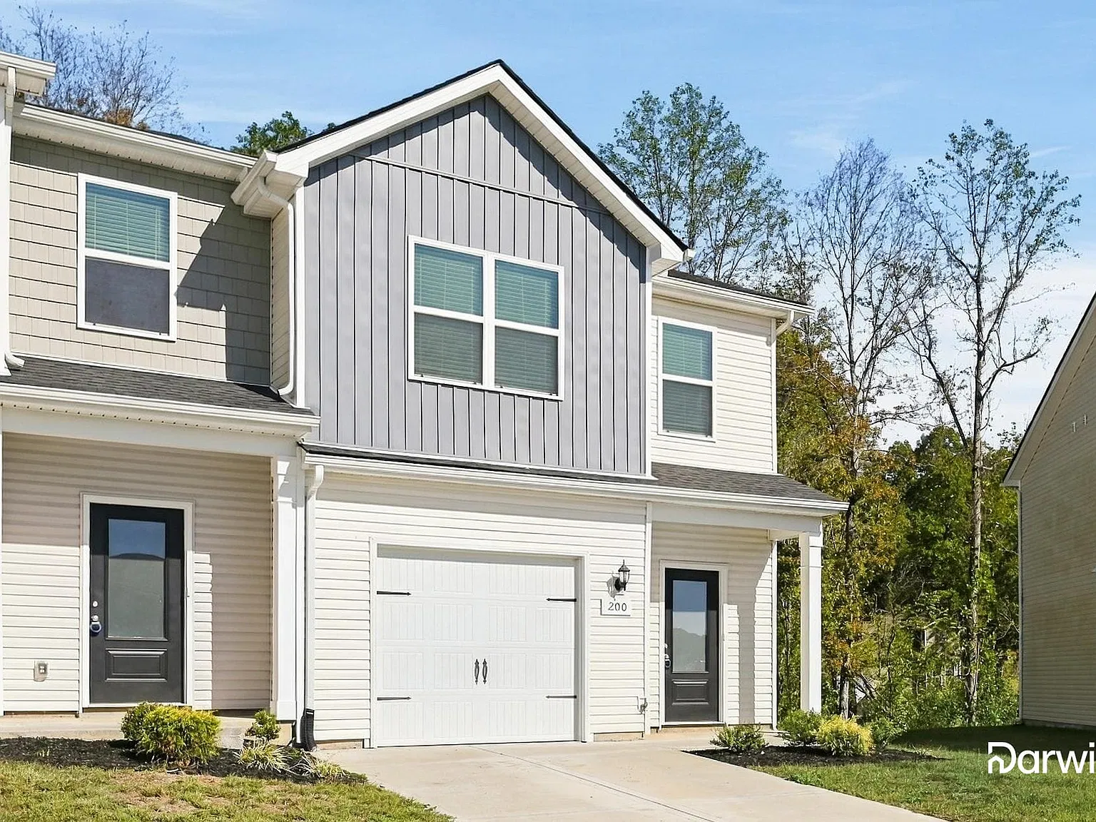 3 bed, 2.5 bath, 1725 sqft, $1,980 — Photo 2