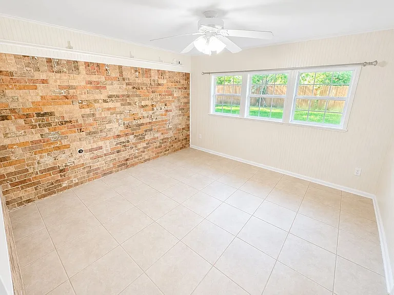 1314 Fox St — Photo 11
