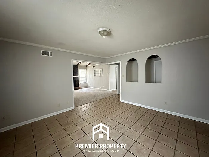 5288 Yale Rd — Photo 5