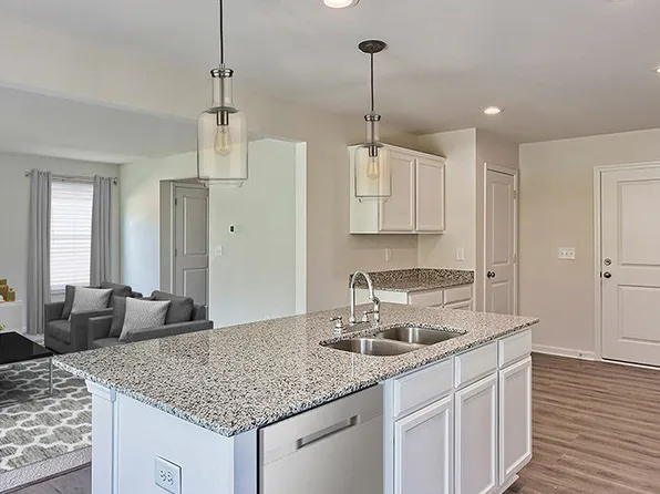 166 Savannah Wood Rd, Hopkins, SC 29061