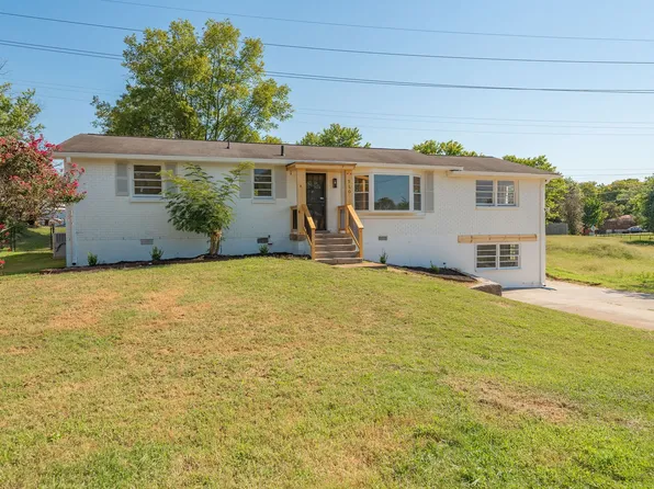 510 Starliner Dr, Nashville, TN 37209