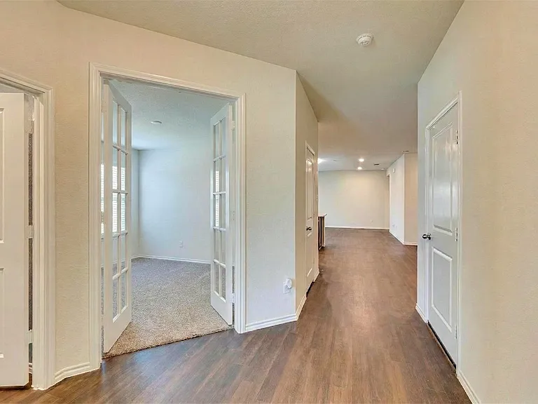 3612 Robbie Run — Photo 4