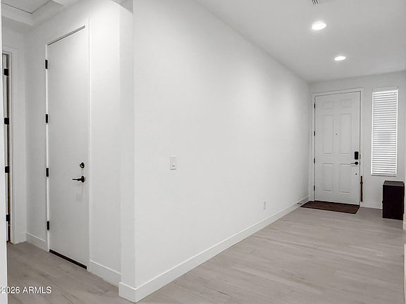 4th image of 14843 W SAND HILLS Road