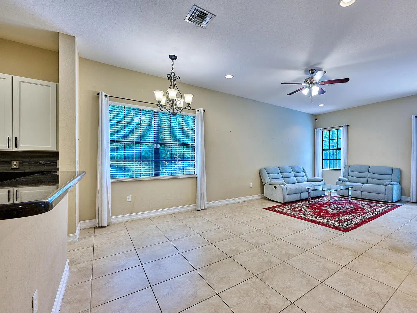 5 bed, 4.0 bath, 3572 sqft, $7,500 — Photo 4