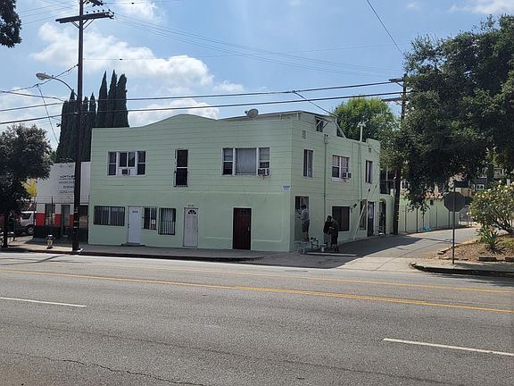 4th image of 6919 N Figueroa St