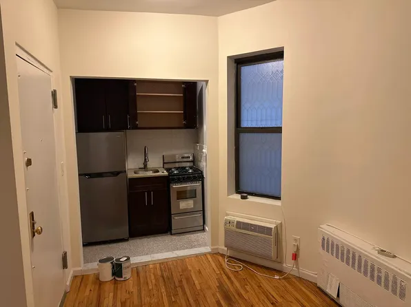 330 East 90th Street image 1 of 6