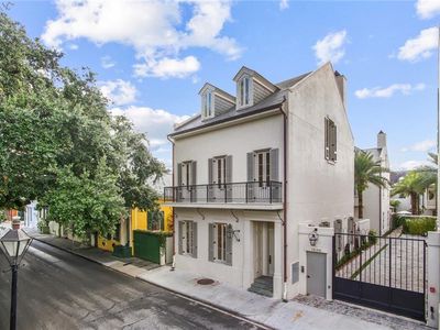 1220 Dauphine St #A, New Orleans, LA, 70116