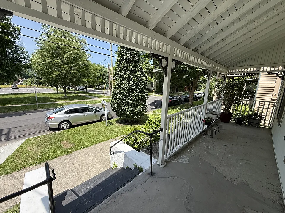 419 N Albany St #2