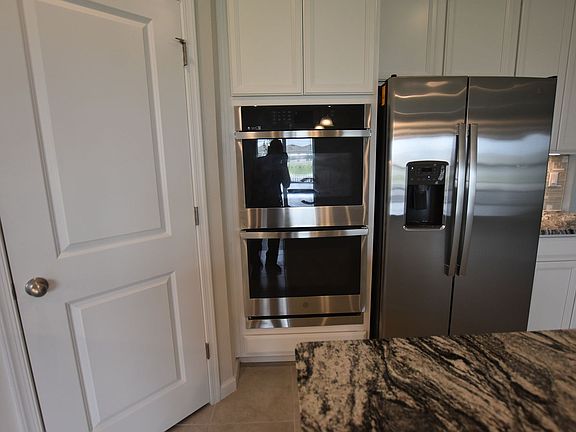 4th image of 3001 Slough Creek Dr