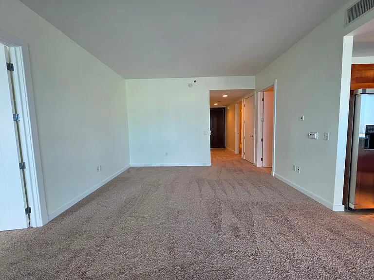 4525 Dean Martin Dr #2807 — Photo 8