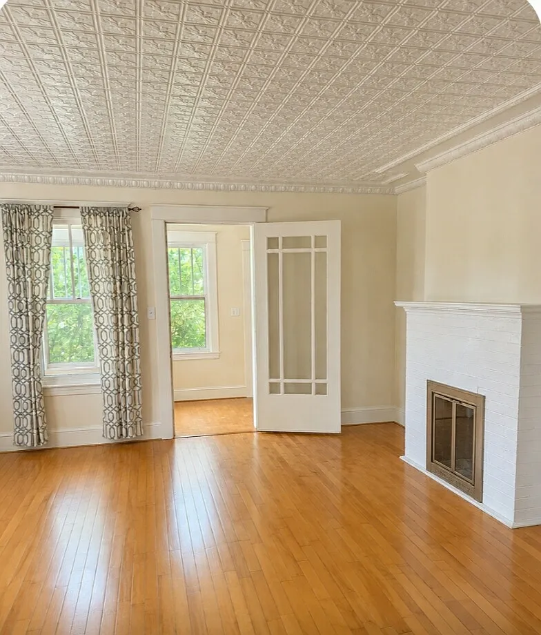 5 bed, $3,100 — Photo 2