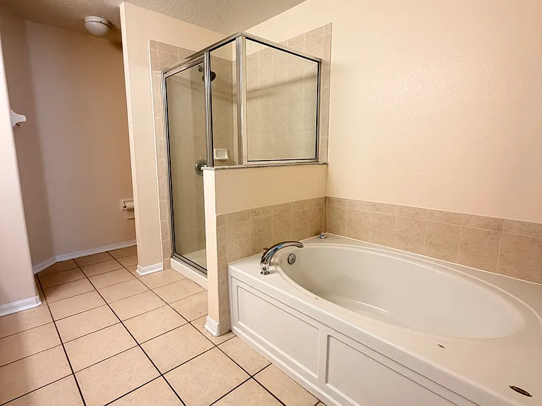17518 Stinchar Dr — Photo 17